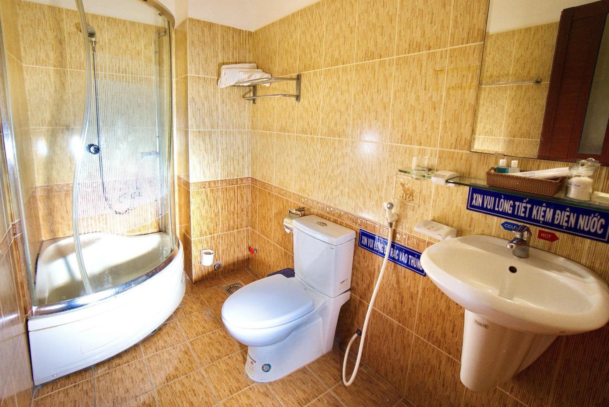 Hotel Hai Chau Chau Doc Extérieur photo
